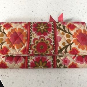 Vera Bradley wallet